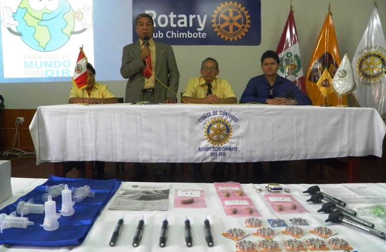  Donarán 3 mil 900 audífonos para personas que sufren de sordera