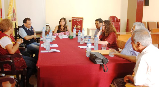 Avanzan gestiones para la habilitación de relleno sanitario de Chimbote