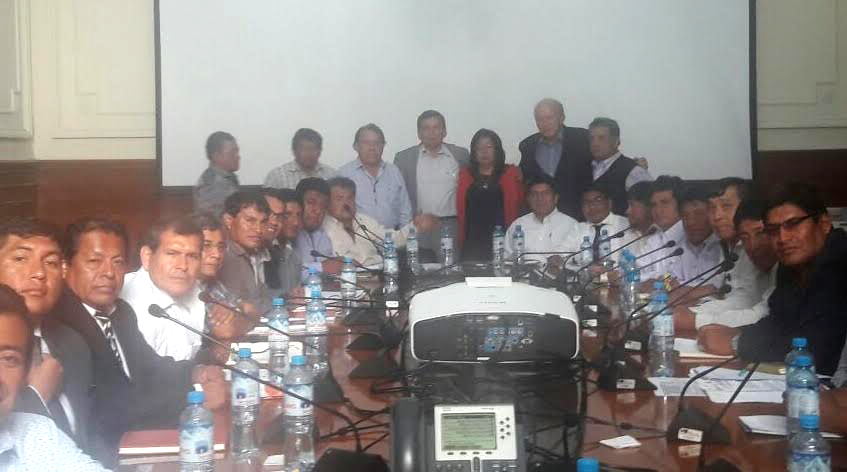 Ejecutivo se compromete a suspender contratos de exploración petrolera en mar de Áncash y otras regiones