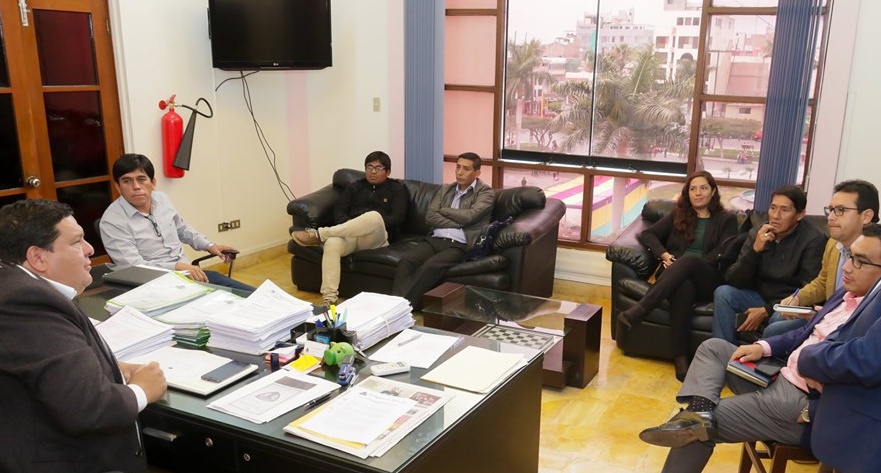 Chimbote: alcalde se reúne con funcionarios en pro del desarrollo del turismo en la provincia