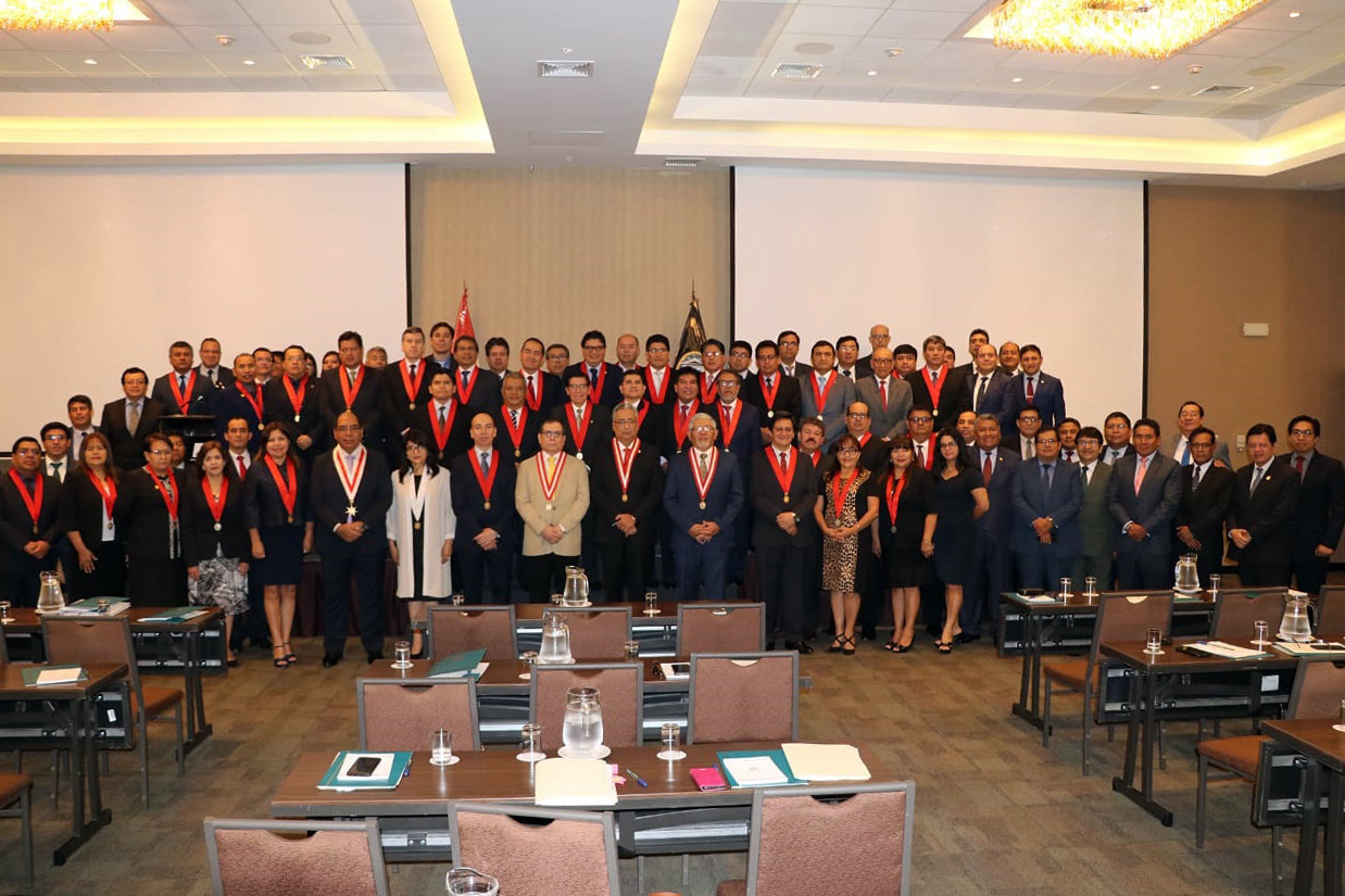 Titular de Corte del Santa participa en reunión anual de presidentes y administradores judiciales del Perú