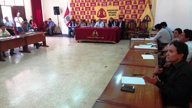 Autoridades y dirigentes viajan a Lima para pedir la vía de evitamiento de Chimbote