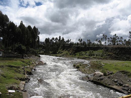 Recorren cuenca del río Santa para promover su conservación y sostenibilidad del agua potable