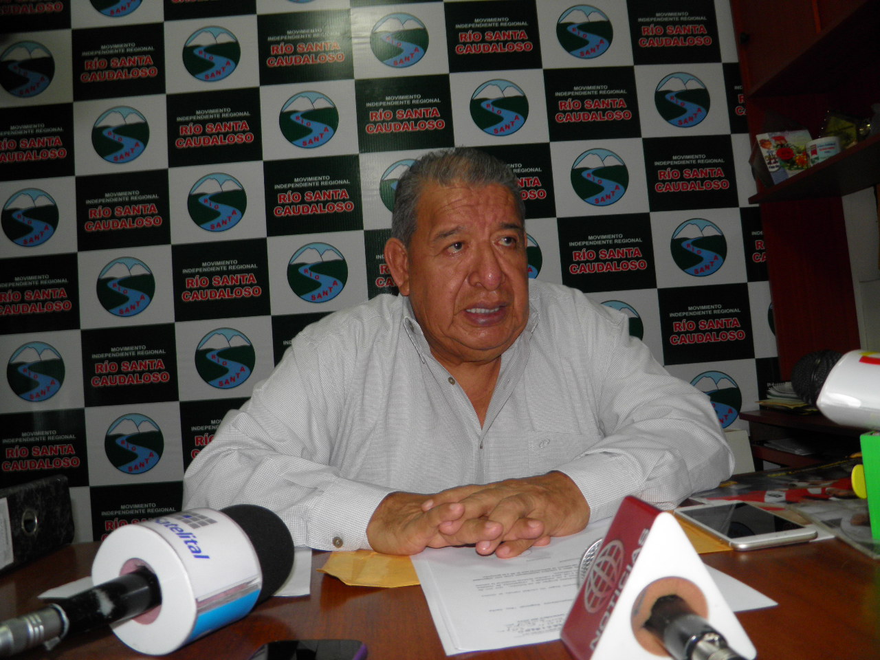 Chimbote: Deciden suspender de la secretaría de "Río Santa Caudaloso" a Victoria Espinoza