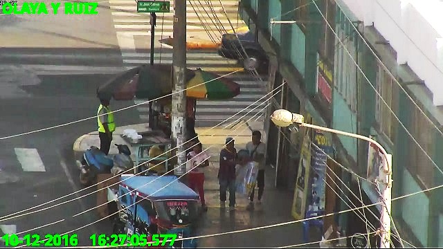 Cámaras de video vigilancia permiten la captura de 2 roba colchones en Chimbote