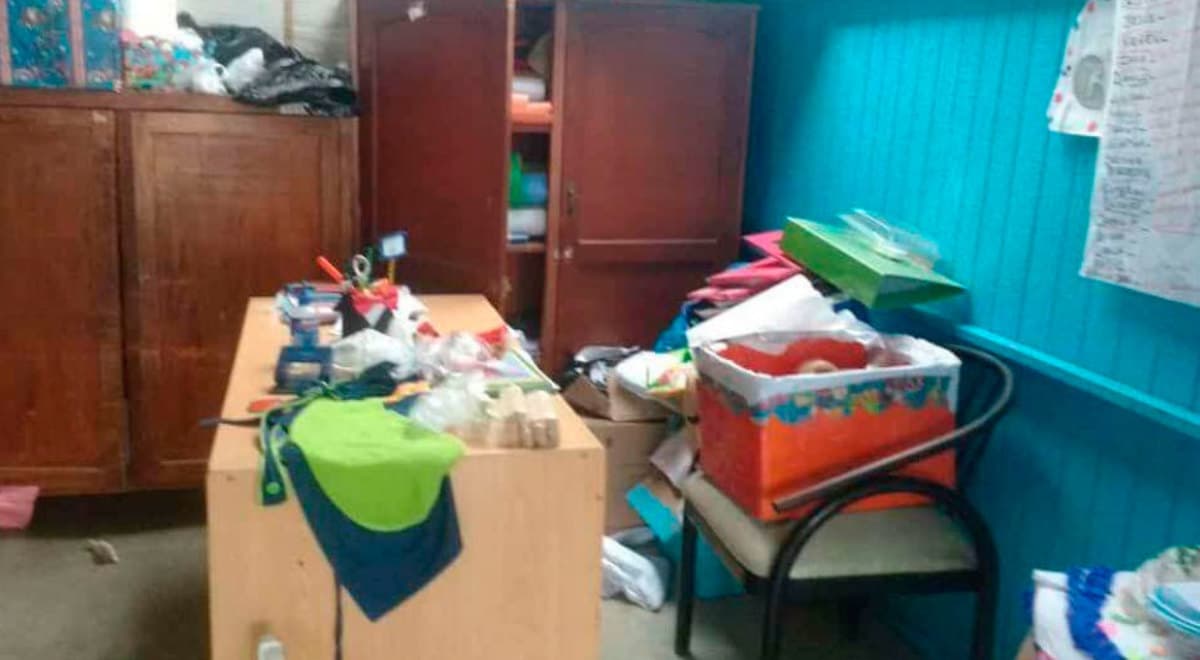 Ladrones roban hasta las gomas y plumones de niños de escasos recursos económicos en Nuevo Chimbote