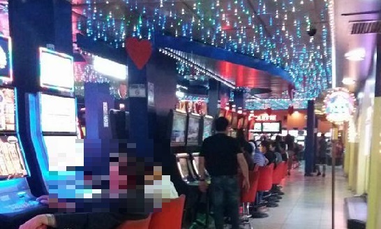 Ladrones violentan máquina de tragamonedas y roban más de 4 mil soles en Nuevo Chimbote