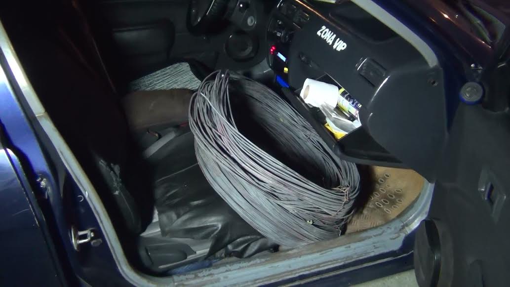  Cámara de seguridad ciudadana capta instantes de robo de material en colegio “Argentino”