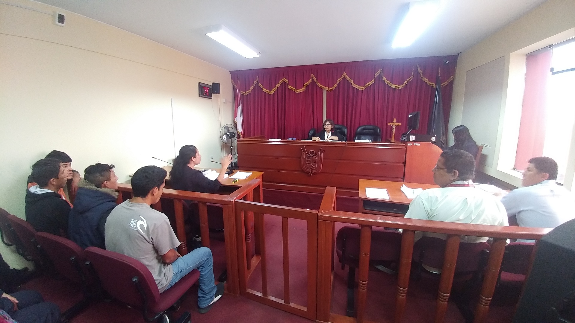 Chimbote: nueve meses de prisión para 5 sujetos investigados por realizar asaltos y robos