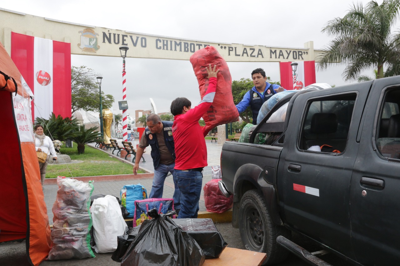 Nuevo Chimbote: más de dos toneladas de ropa de abrigo se donará a damnificados de Puno
