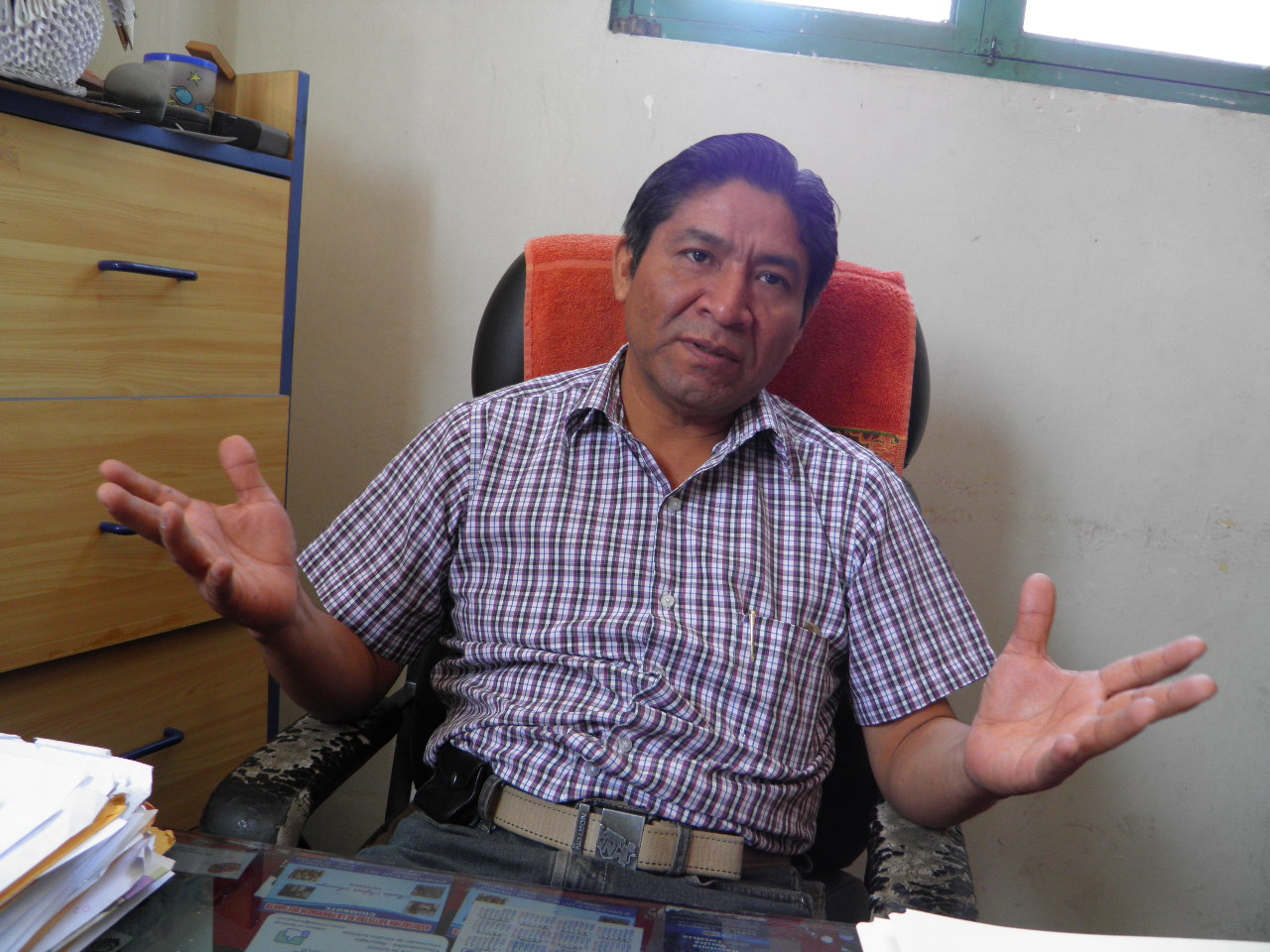 Chimbote: Exdecano de abogados saluda destitución de Dante Farro