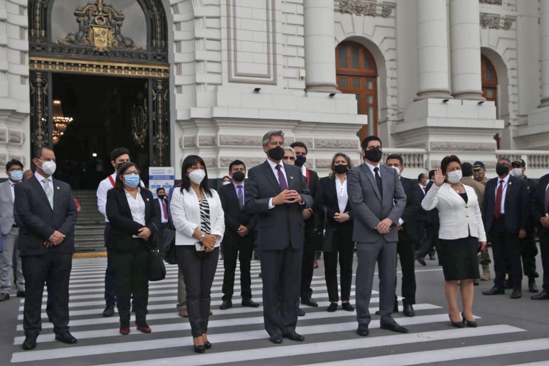 Sagasti anuncia que apostará por gabinete plural, eficiente y honesto