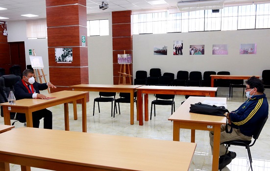 Chimbote: presidente de la Corte de Justicia del Santa inicia atención presencial con litigantes