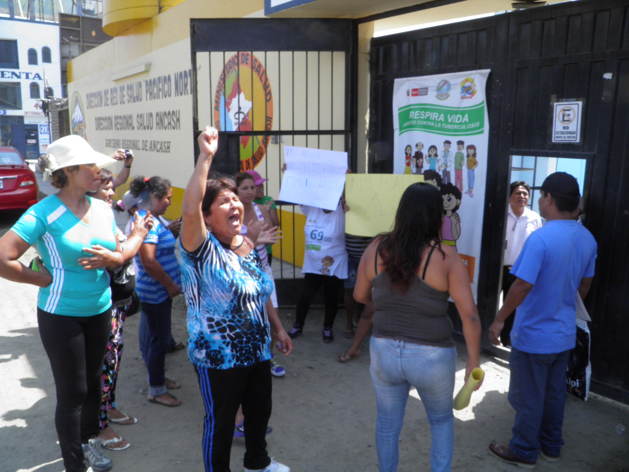Chimbote: Moradores de “San Juan” exigen cambio de médico en su posta 