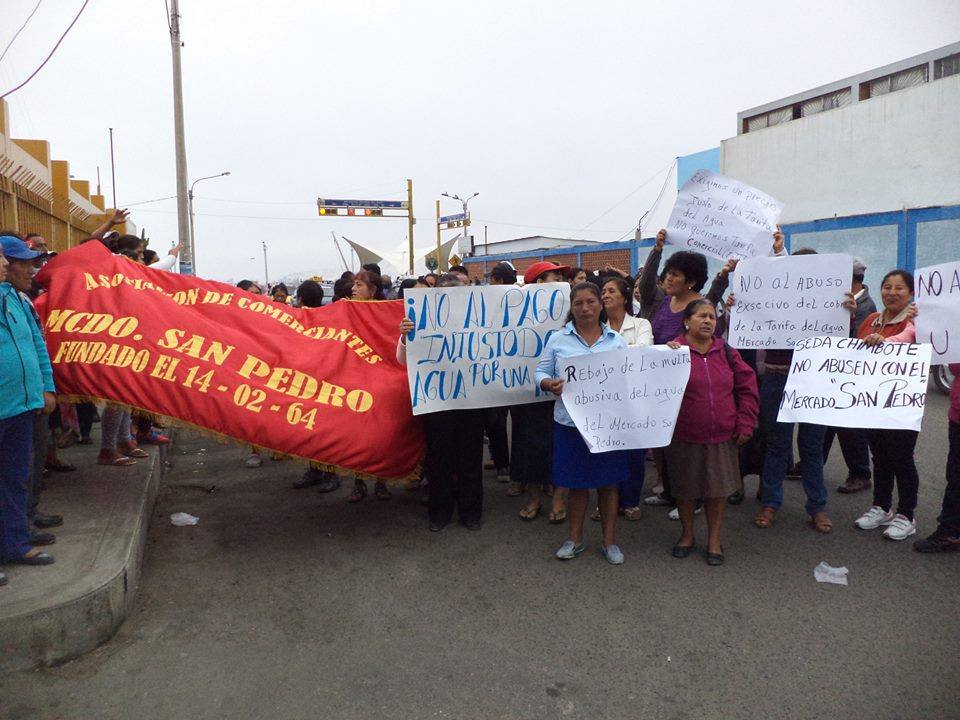 Chimbote: comerciantes de mercado “San Pedro” protestaron por excesivo cobro de agua
