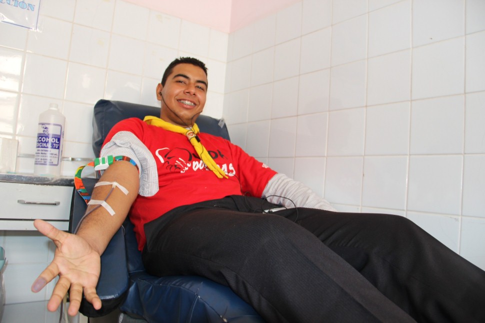 Nuevo Chimbote: Jóvenes adventistas demuestran su amor al prójimo donando sangre 