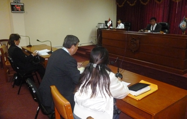 Sentencian a mujer por omisión a asistencia familiar y pago de alimentos