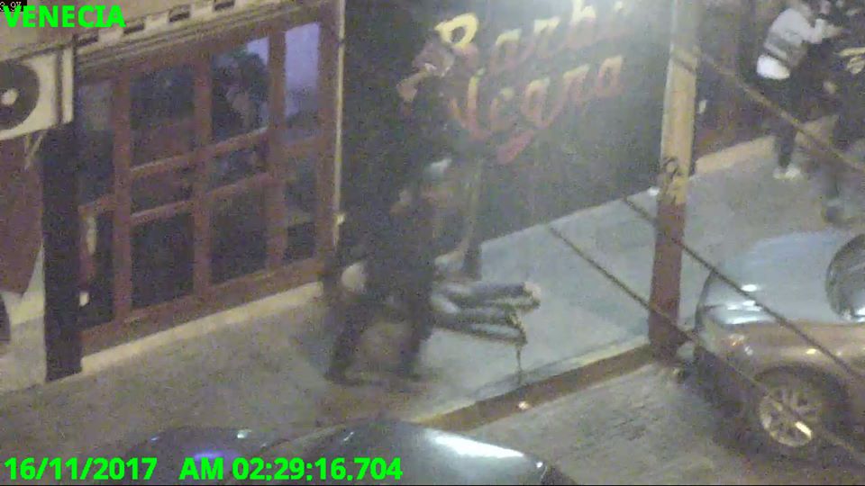 Chimbote: gresca en exteriores de discoteca deja un herido de gravedad