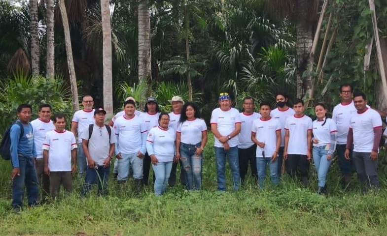 Joven loretano lidera proyecto para proteger árboles de la deforestación 