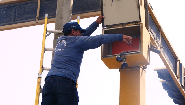 Nuevo Chimbote: Roban dispositivo de control de semáforo ubicado frente a la comisaría Buenos Aires