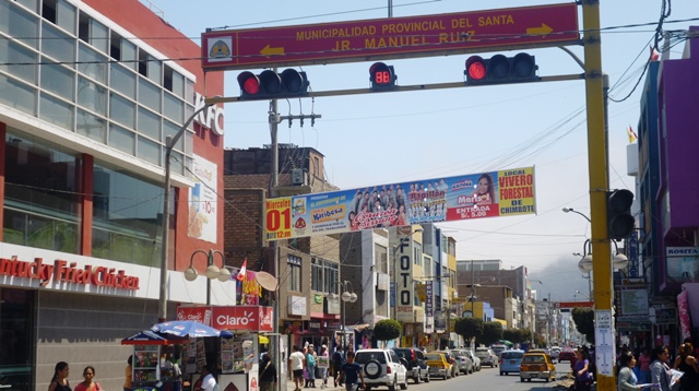 Técnicos de Lima evaluarán semáforos malogrados del casco urbano