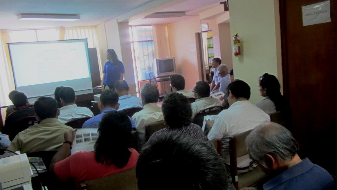 Conversatorio sobre la bahía El Ferrol en ULADECH-Católica por Semana del Agua