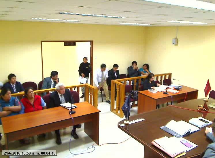  Madre e hija acusadas de tráfico de drogas son sentenciadas a 15 años de cárcel