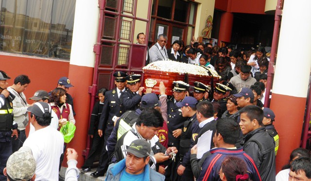 Dieron último adiós a trabajador municipal asesinado a balazos