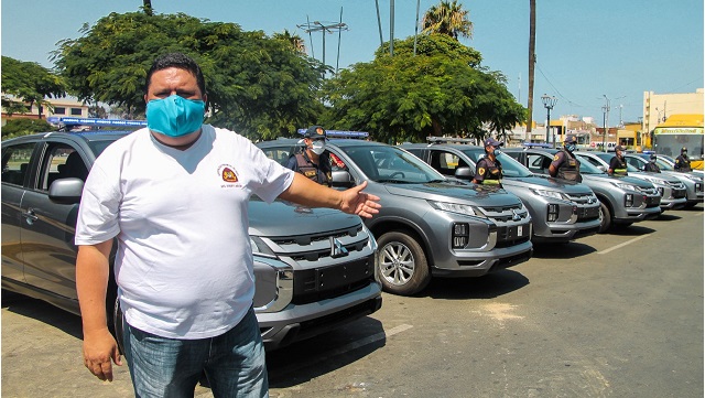 Municipio adquiere 10 vehículos para reforzar la seguridad ciudadana en Chimbote
