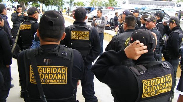 Serenos de Nuevo Chimbote denuncian que fueron despidos arbitrariamente