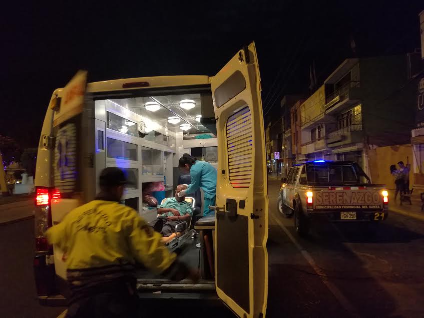 Chimbote: personal de serenazgo atendió a anciano que sufrió aparatosa caída  