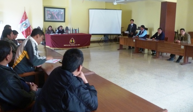 Coordinan desfile cívico militar por Fiestas Patrias en Chimbote