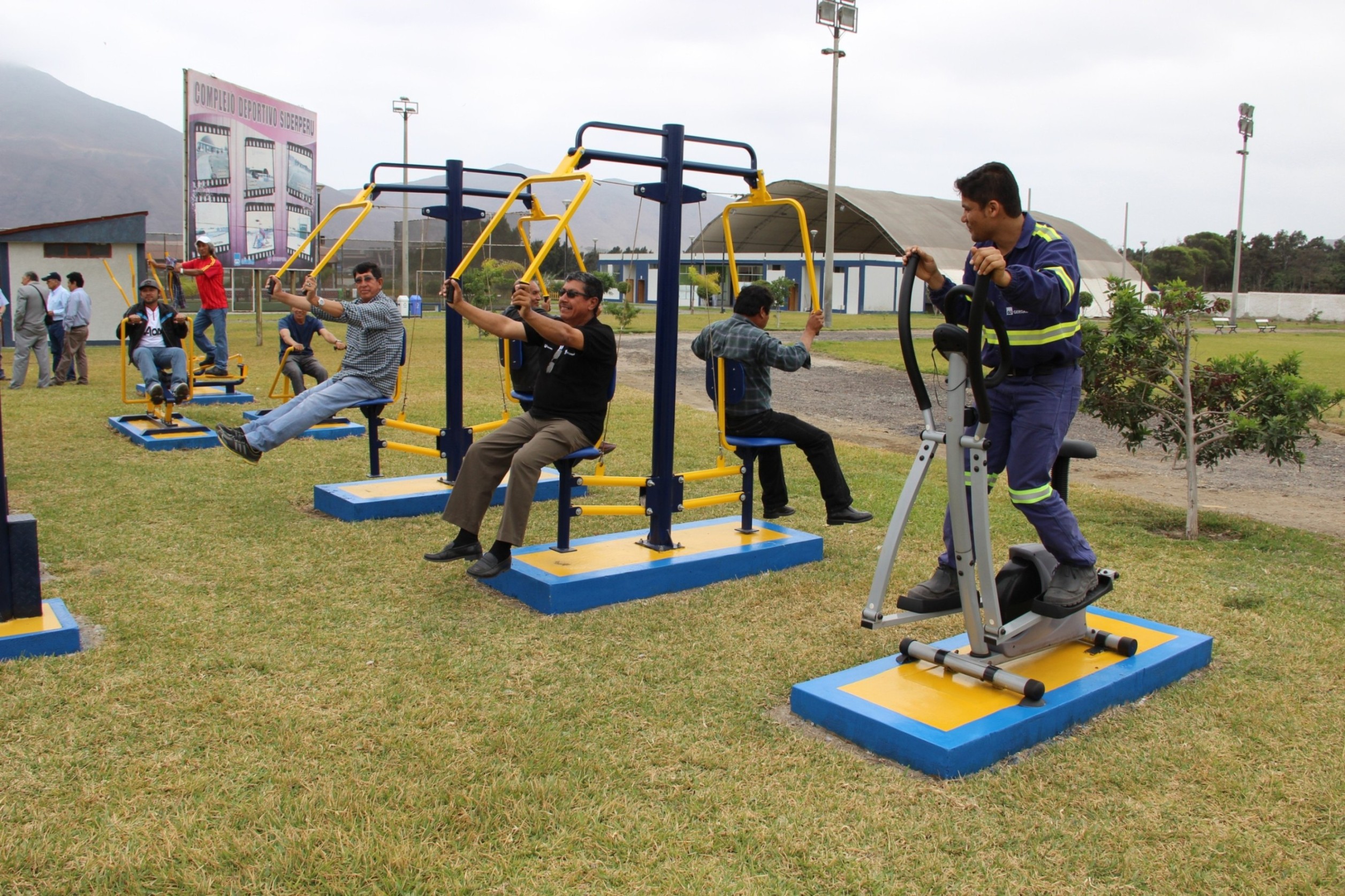 Más de 1000 colaboradores de Siderperú se benefician con equipos de gimnasia