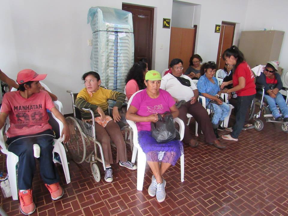 Chimbote: unas 31 sillas fueron donadas a personas de escasos recursos 