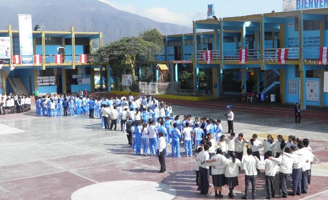 Unos 1,500 alumnos resultaron afectados por el  simulacro de sismo en Chimbote