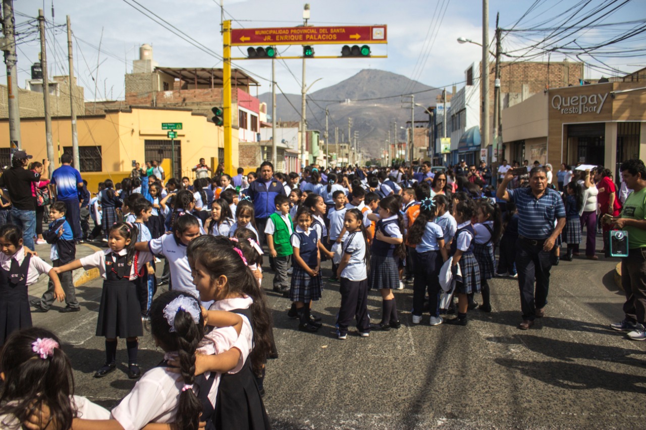Chimbote: autoridades y población participaron activamente en simulacro de sismo y tsunami