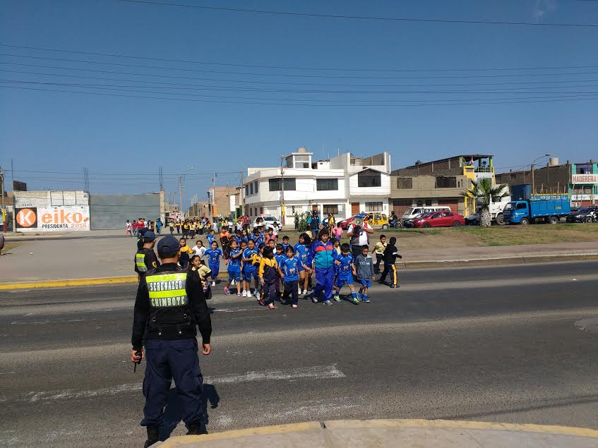 Serenos de Chimbote participaron activamente en Simulacro Escolar de Sismo