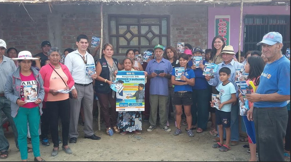  Nuevo Chimbote: Capacitan a pobladores sobre la forma de afiliarse al SIS