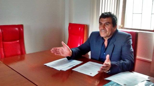 Sixto Díaz anuncia auditoría en la UNS y da 48 horas de plazo para que América Odar retome funciones académicas