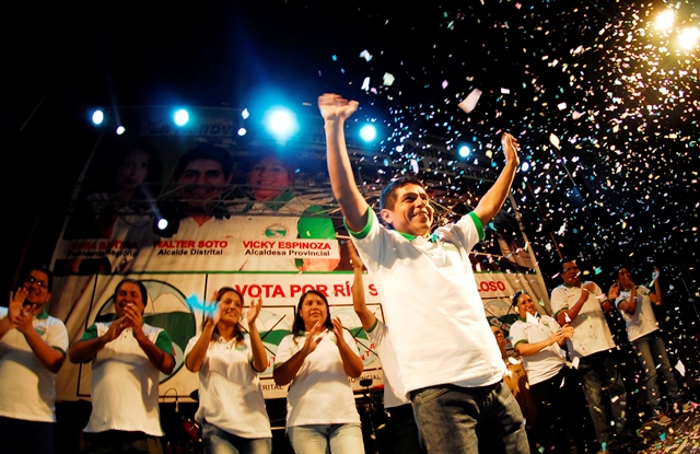 Gobierno honesto, transparente y participativo ofrece Walter Soto