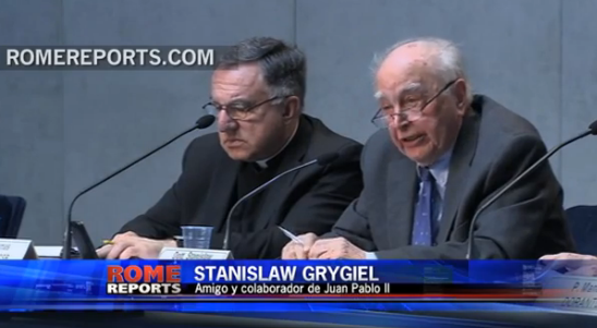 Juan Pablo II pensó en dimitir cuando era agobiado por la enfermedad (Video)