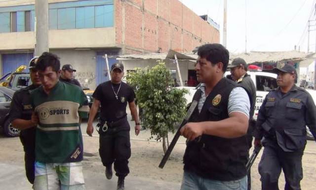 Serenos capturan a sujeto que hirió a dos personas con retrocarga