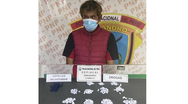 Cayó sujeto con 620 ketes de PBC en las hineas de “Miraflores Alto” en Chimbote