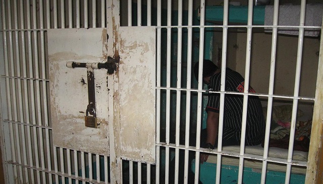 Venezolano que trabajaba en un centro de estética ultrajó a niño de 10 años en Chimbote