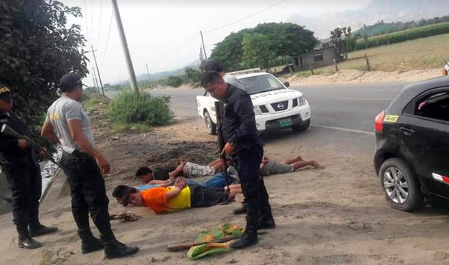 Detenidos con arma de fuego en Santa son enviados a 9 meses de prisión preventiva