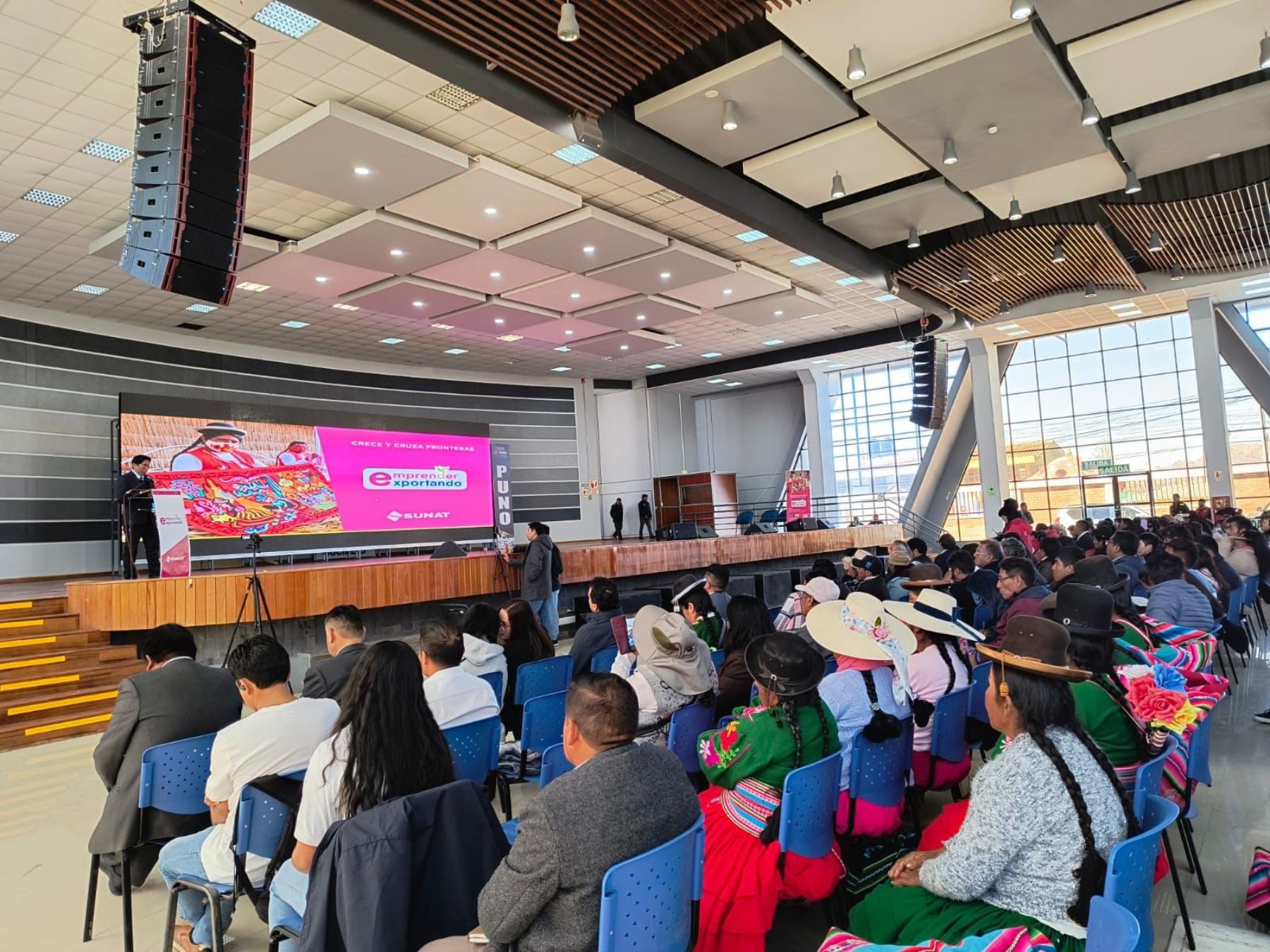 Este miércoles 11 Sunat presenta su programa Emprender Exportando