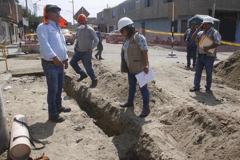 Chimbote: MPS supervisa obras de instalación de gas masivo para evitar daños en pistas y veredas