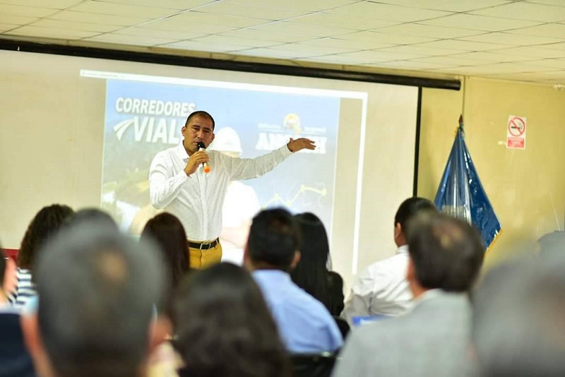 Suscriben contratos para estudios de corredores viales de Áncash, cuyos perfiles costará más de 11 millones de soles