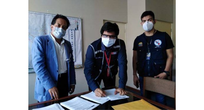 Suscriben convenio para instalar 100 camas en Hospital Regional de Chimbote