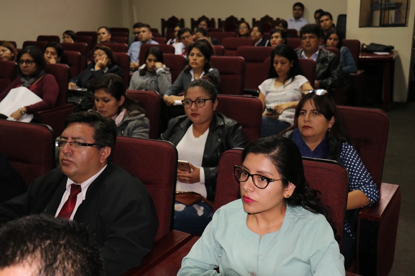 Realizan taller sobre justicia de género, dictado por doctoranda en Derechos Humanos